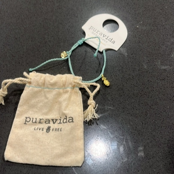 Pura vida Pineapple Braclet - Picture 2 of 3